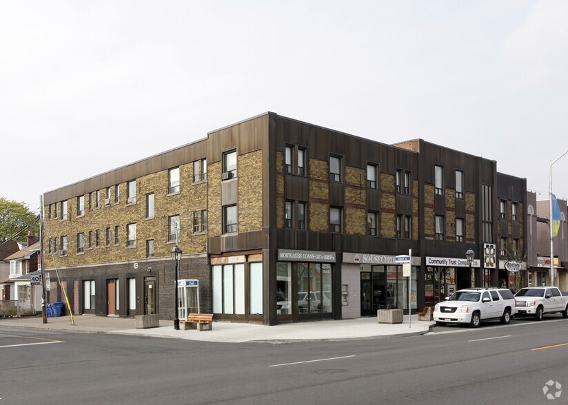 2271-2273 Bloor St W, Toronto, ON à louer - Photo du bâtiment - Image 3 de 6