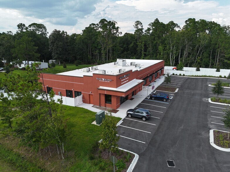 1135 Clay st, Fleming Island, FL à vendre - Photo du bâtiment - Image 2 de 7