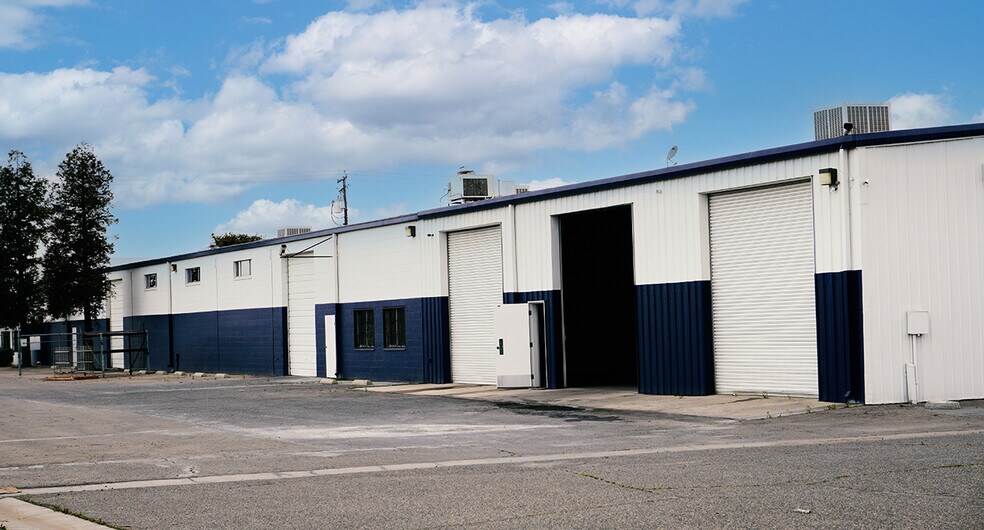 1314 E North Ave, Fresno, CA à vendre - Photo du bâtiment - Image 2 de 12