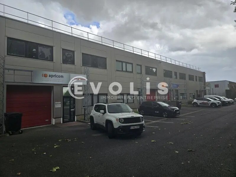 Flex in Bondoufle for lease Building Photo- Image 1 of 17