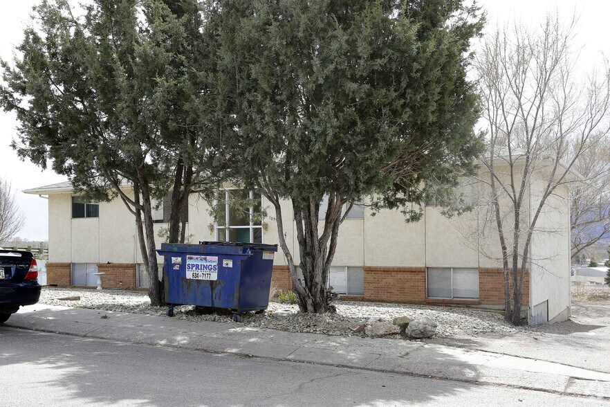 1099 Westmoreland Rd, Colorado Springs, CO for sale - Building Photo - Image 1 of 2