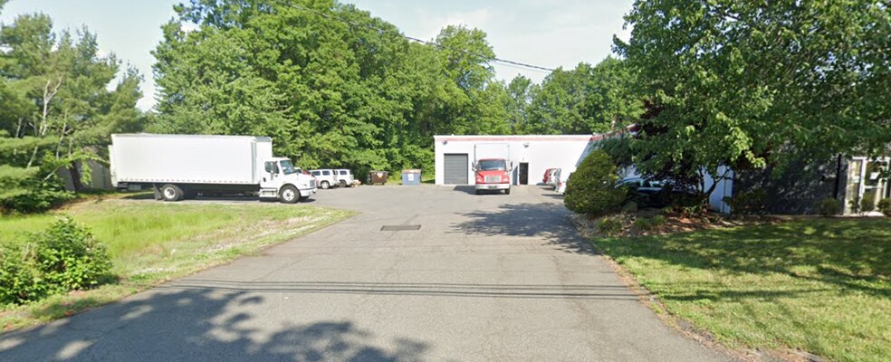 5 Veronica Ave, Somerset, NJ à vendre - Photo du bâtiment - Image 3 de 21