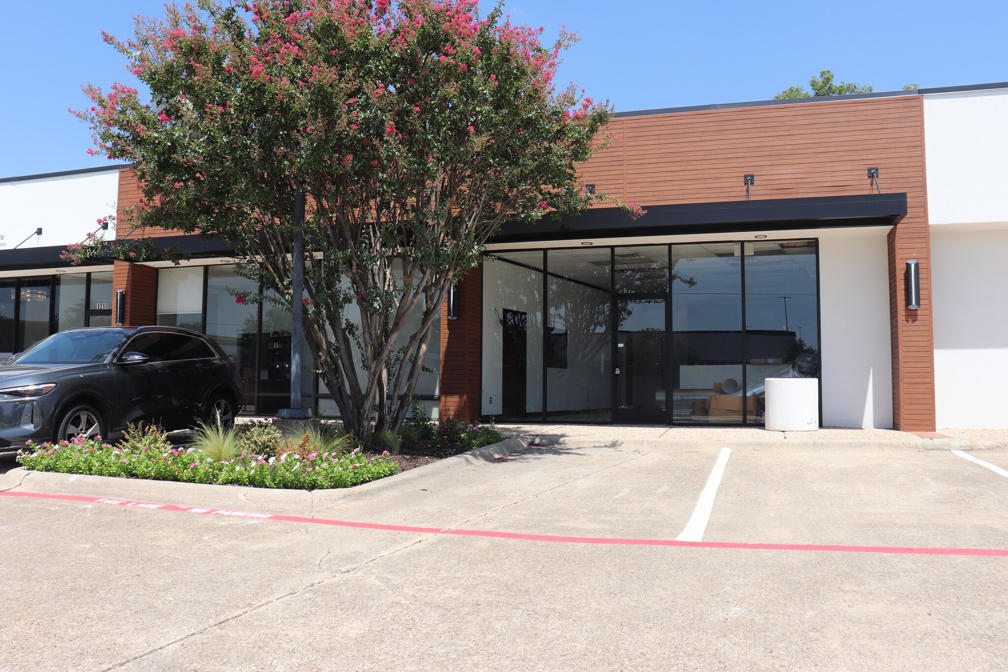 1212-1222 Melbourne Rd, Hurst, TX à louer Photo intérieure- Image 1 de 2