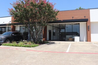 1212-1222 Melbourne Rd, Hurst, TX à louer Photo intérieure- Image 1 de 2