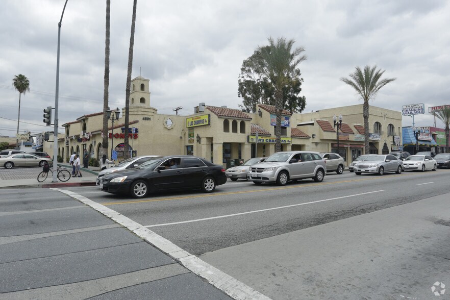 4509-4521 E Whittier Blvd, Los Angeles, CA à louer - Photo principale - Image 3 de 3
