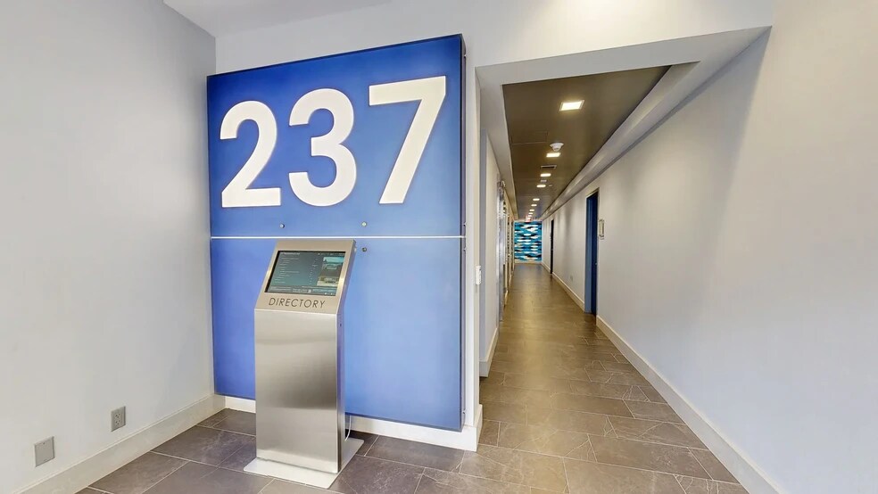 235-237 Mamaroneck Ave, White Plains, NY à louer - Numérisation 3D de Matterport - Image 3 de 28