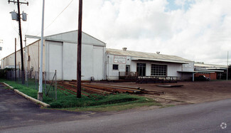 Plus de détails pour 3601 W 12th St, Houston, TX - Industriel/Logistique à louer