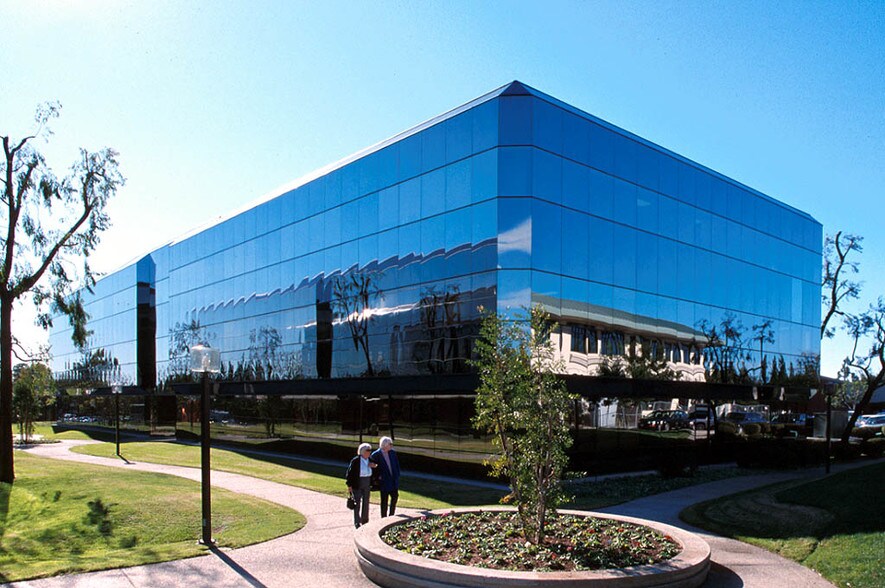 1000 S Hill Rd, Ventura, CA à louer - Autre - Image 2 de 7