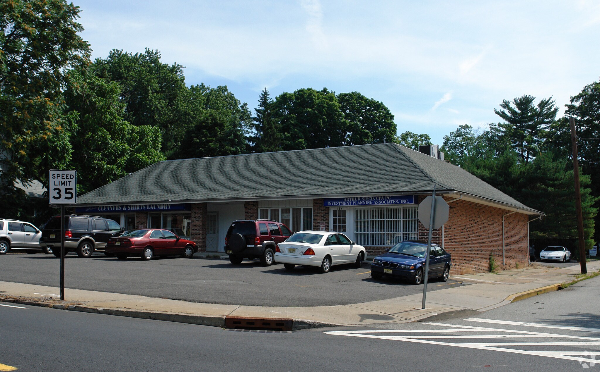 154-160 Broadway, Hillsdale, NJ for sale Primary Photo- Image 1 of 3