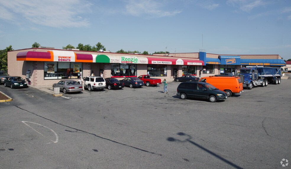 1702-1726 Mendon Rd, Lincoln, RI à louer - Photo du bâtiment - Image 2 de 9