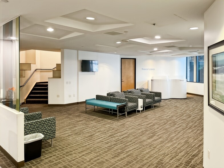 402 W Broadway, San Diego, CA for lease - Interior Photo - Image 3 of 13