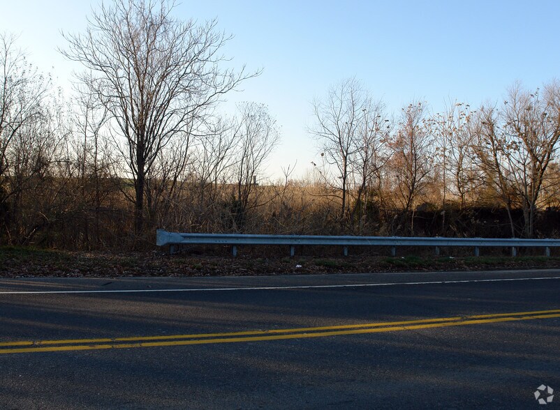 1750 Hurffville Rd, Deptford, NJ à vendre - Photo du bâtiment - Image 2 de 3