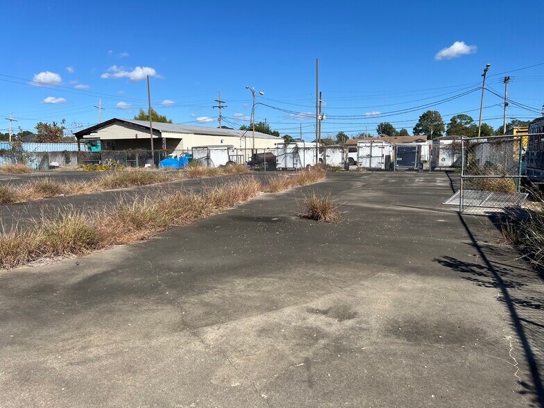 7431 Saint Bernard Hwy, Arabi, LA à vendre - Photo principale - Image 3 de 13