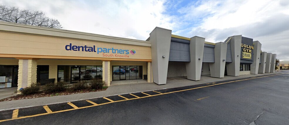 6506-6522 Chapman Hwy, Knoxville, TN à louer - Photo du bâtiment - Image 2 de 4