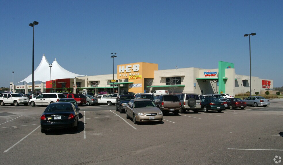 10100 Beechnut St, Houston, TX à louer - Photo du bâtiment - Image 2 de 5