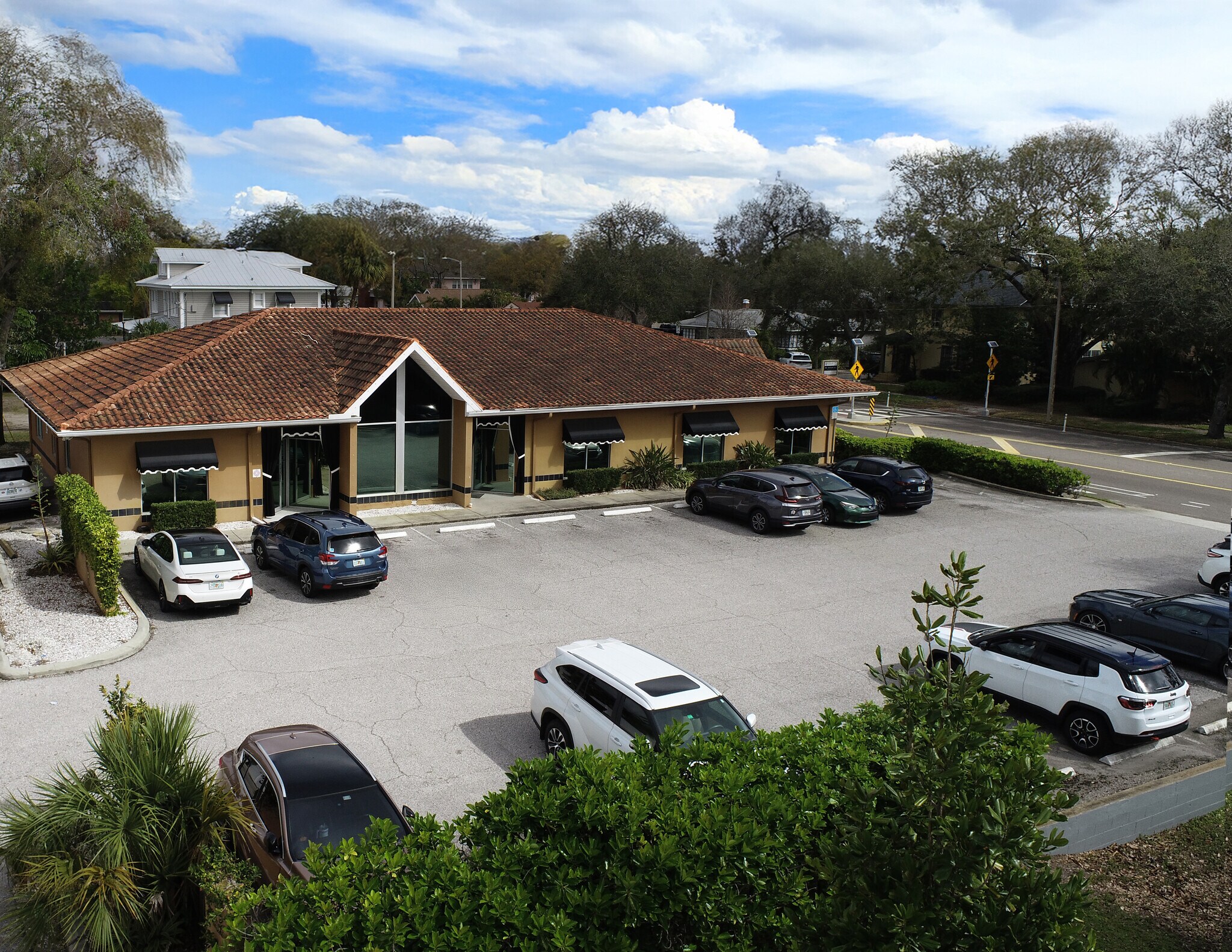 1600 Dr Martin Luther King Jr St N, Saint Petersburg, FL for lease Primary Photo- Image 1 of 8