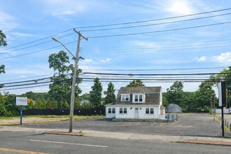 1790 Middle Country Rd, Centereach, NY for lease Interior Photo- Image 2 of 2
