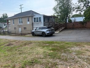 5516 Sheriff Rd, Capitol Heights, MD à louer Photo intérieure- Image 2 de 14