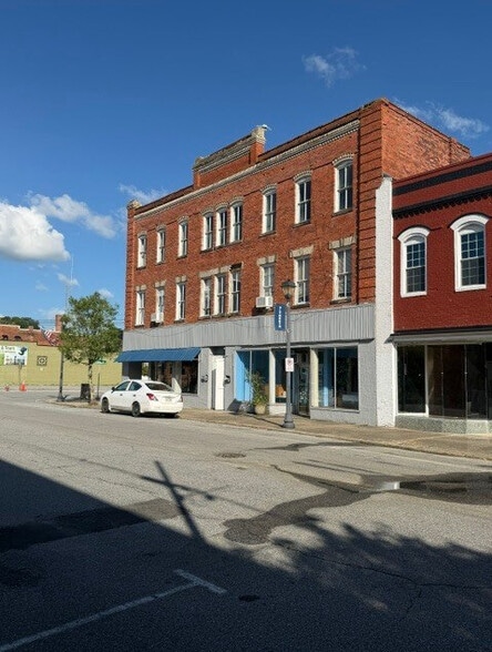 102 W Water St, Plymouth, NC for sale - Building Photo - Image 2 of 11