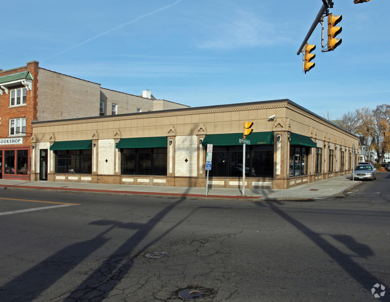 2449-2459 James St, Syracuse, NY à louer - Photo principale - Image 1 de 2