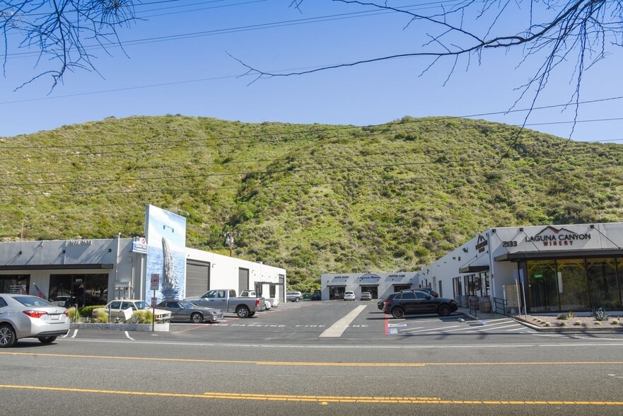 2171-2183 Laguna Canyon Rd, Laguna Beach, CA for lease - Building Photo - Image 3 of 17