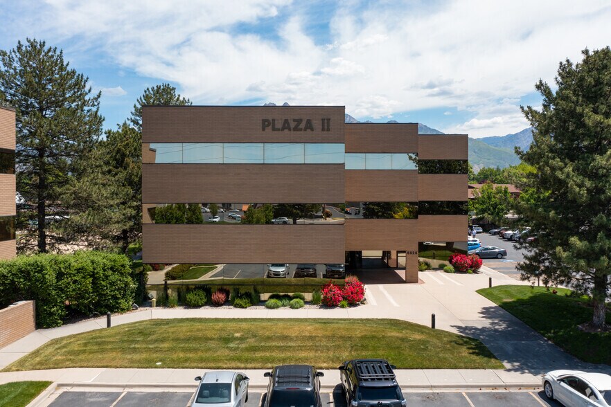 5505 S 900 E, Salt Lake City, UT à louer - Photo du bâtiment - Image 2 de 4