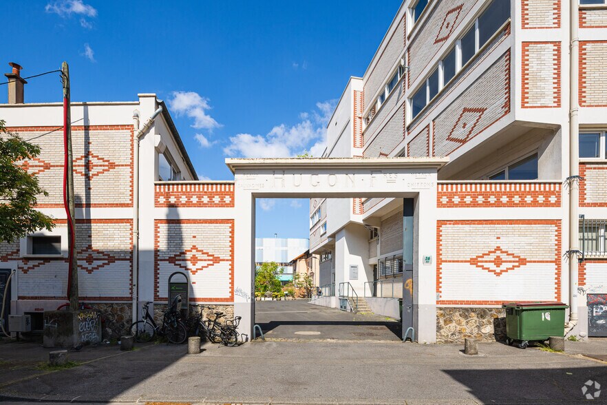 Bureau dans Montreuil à louer - Photo du bâtiment - Image 3 de 3