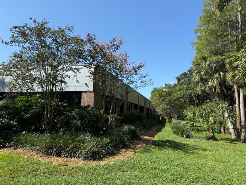 4620 Woodland Corporate Blvd, Tampa, FL for sale - Building Photo - Image 3 of 20