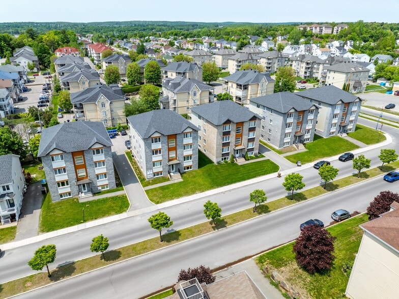 2238-2242-2250-2254 Schulz portfolio of 4 properties for sale on LoopNet.ca - Building Photo - Image 2 of 5