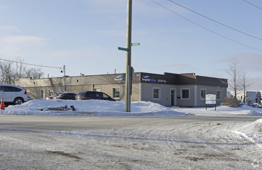 100 Bechtel St, Cambridge, ON à vendre - Photo principale - Image 1 de 1