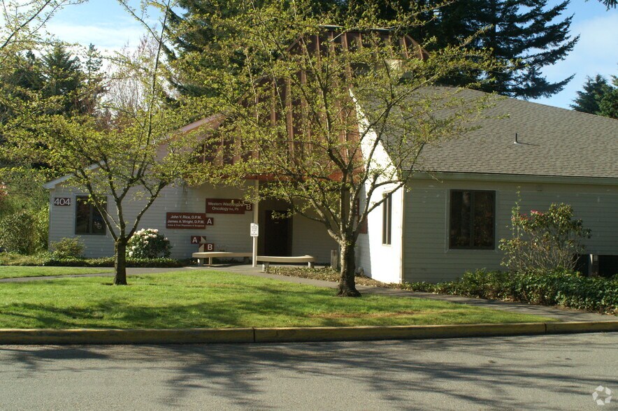 404 Black Hills Ln SW, Olympia, WA à vendre - Photo du bâtiment - Image 3 de 5