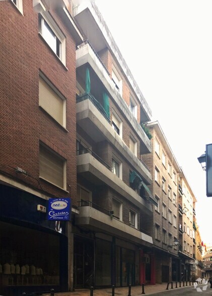 Calle del Sol, 22, Talavera de la Reina, Toledo à louer - Photo du bâtiment - Image 2 de 2