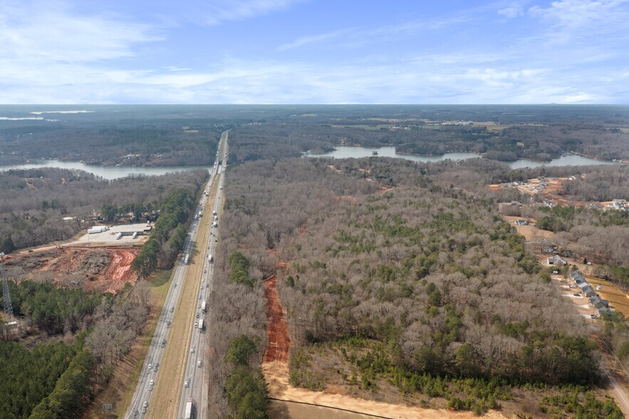 000 Nunnally, Anderson, SC à vendre - Photo principale - Image 2 de 3