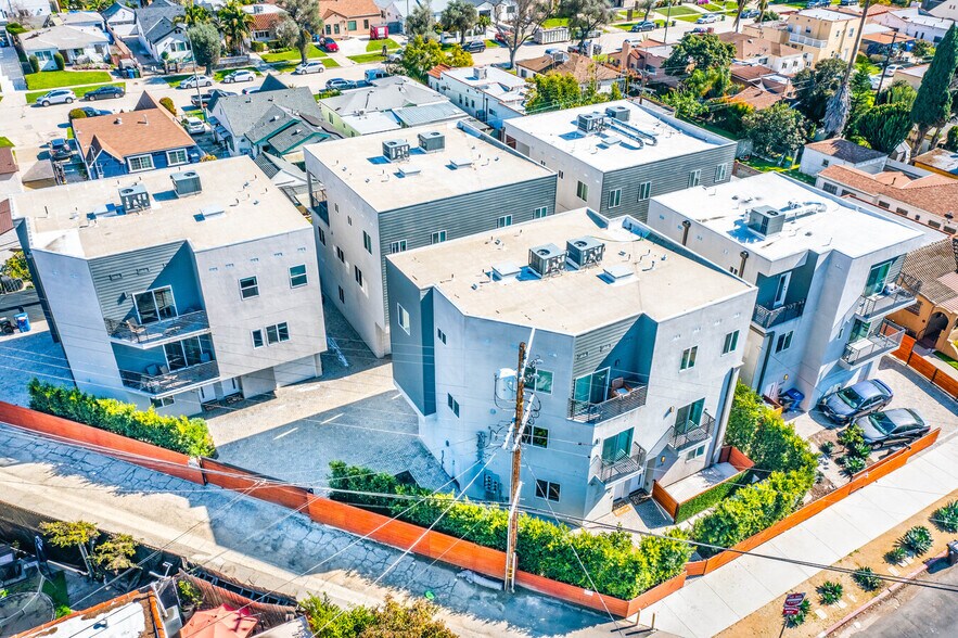 1818 Thurman Ave, Los Angeles, CA à vendre - Photo principale - Image 1 de 51