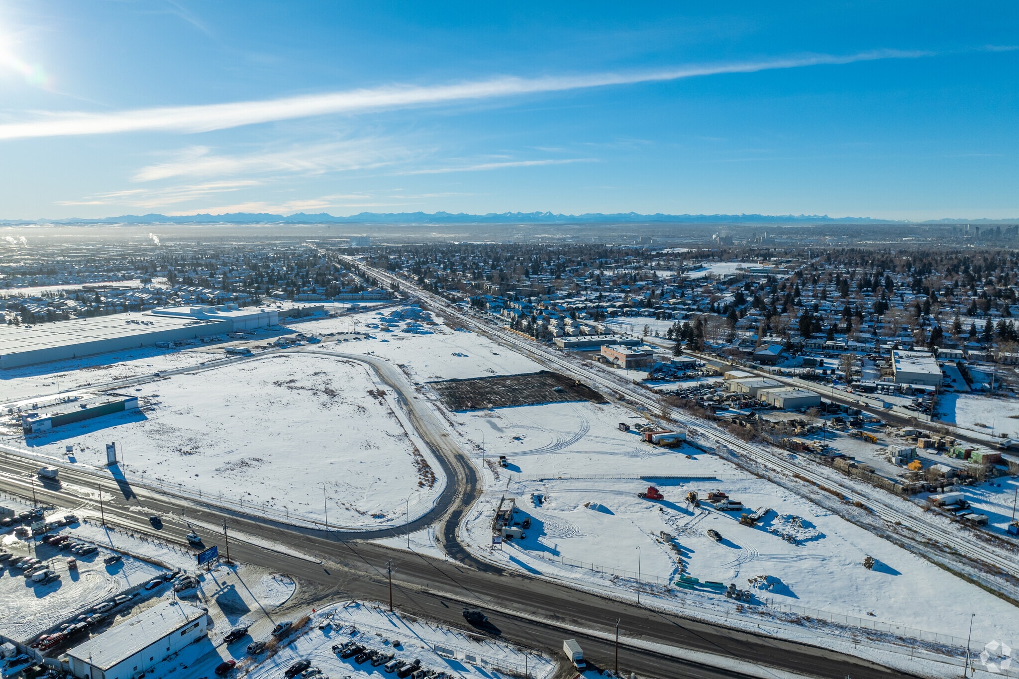 2601 52nd St SE, Calgary, AB à vendre Aérien- Image 1 de 9