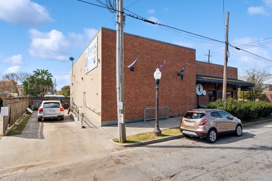 7538 Maple St, New Orleans, LA à vendre - Photo du bâtiment - Image 2 de 18