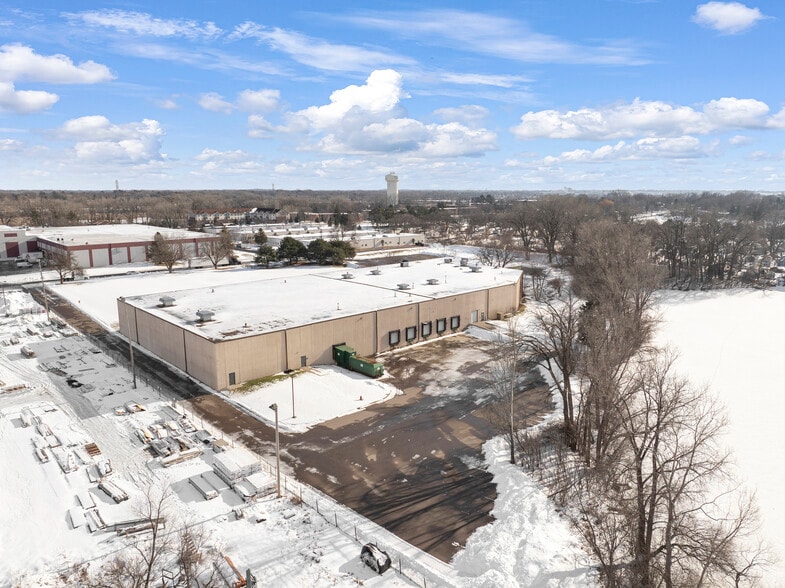 300 SW 9th Ave, New Brighton, MN for sale - Building Photo - Image 2 of 7