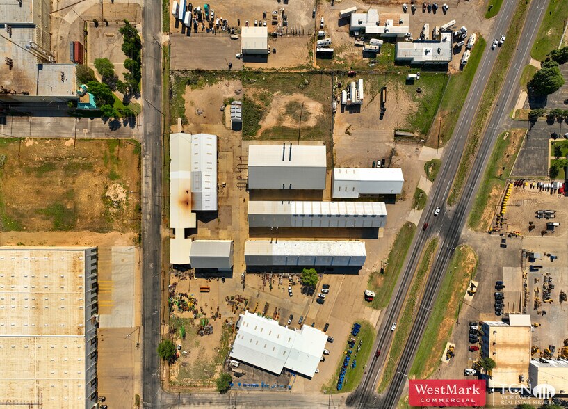 Prime Industrial Opportunity portfolio of 4 properties for sale on LoopNet.ca - Building Photo - Image 2 of 19