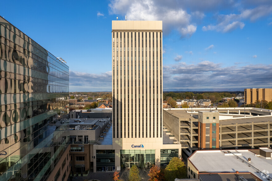 101 N Main St, Greenville, SC à louer - Photo principale - Image 1 de 24