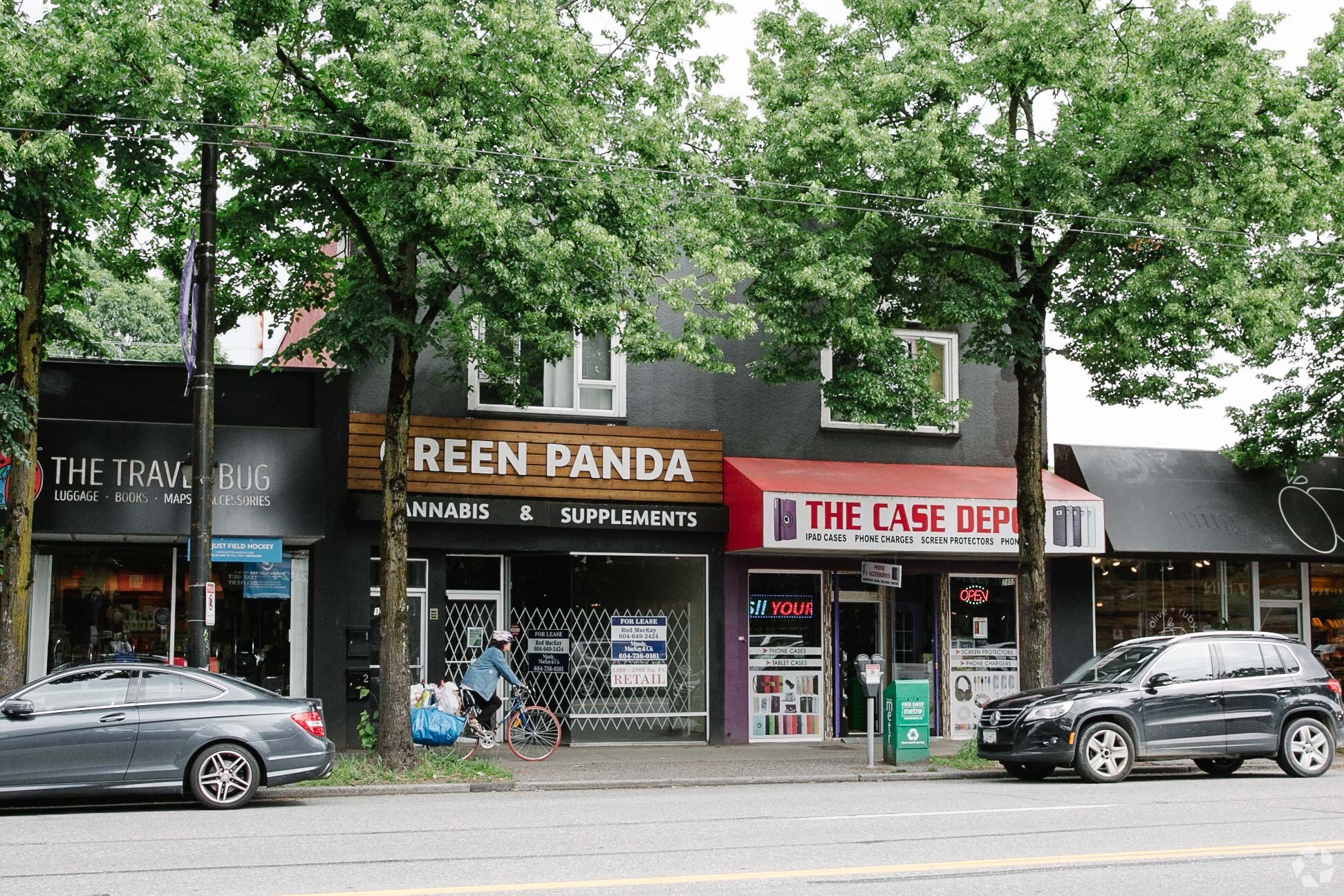 2855-2857 W Broadway, Vancouver, BC à vendre Photo principale- Image 1 de 1