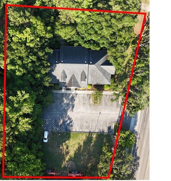 765 Long Point Rd, Mount Pleasant, SC for sale - Building Photo - Image 2 of 11