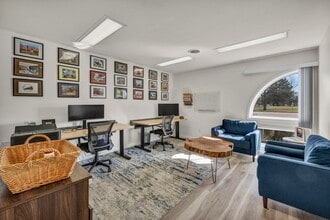 1824 E Broad St, Columbus, OH for lease Interior Photo- Image 1 of 33