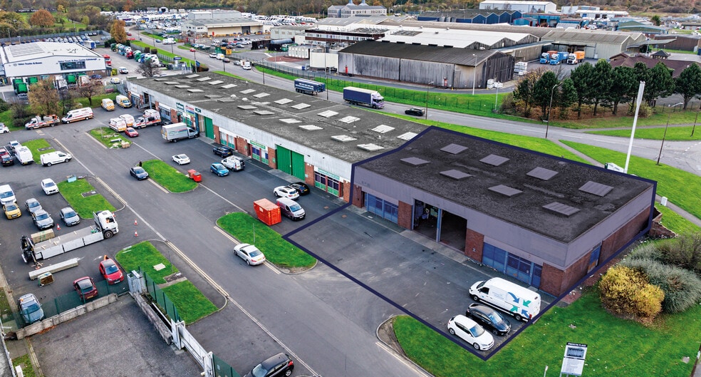 9-16 Freskyn Pl, Broxburn for lease - Building Photo - Image 1 of 3