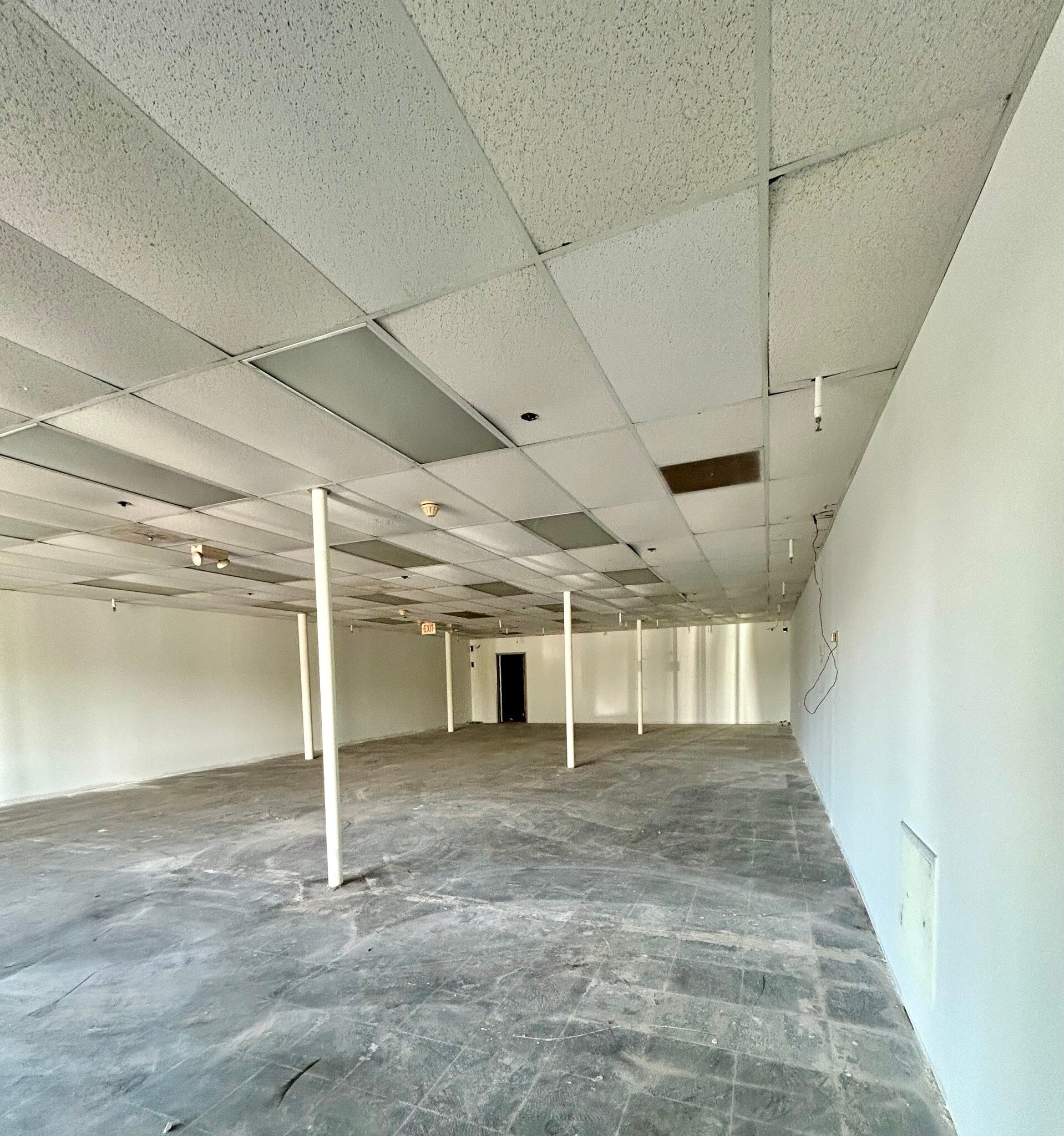 1280 S Kihei Rd, Kihei, HI for lease Interior Photo- Image 1 of 2