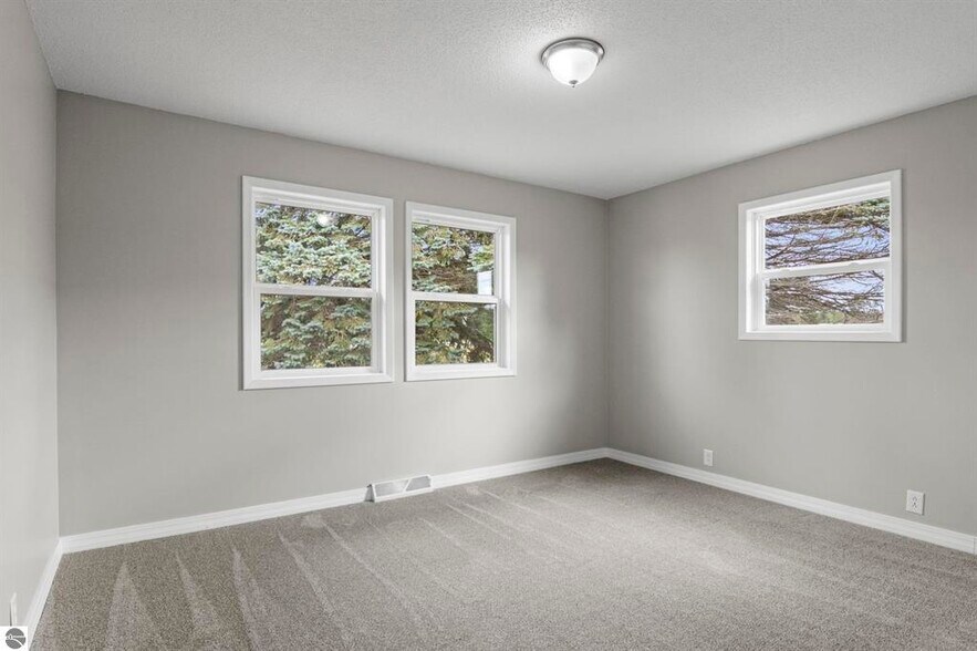 3066 S M 37, Traverse City, MI for sale - Building Photo - Image 2 of 21