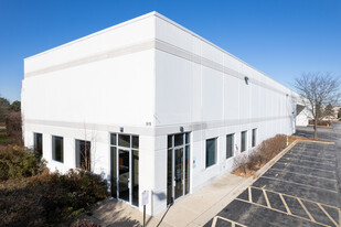 595 Lakeview Pky, Vernon Hills IL - Warehouse