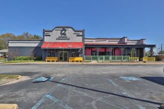 2643 Manchester Expy, Columbus, GA for lease Building Photo- Image 1 of 37