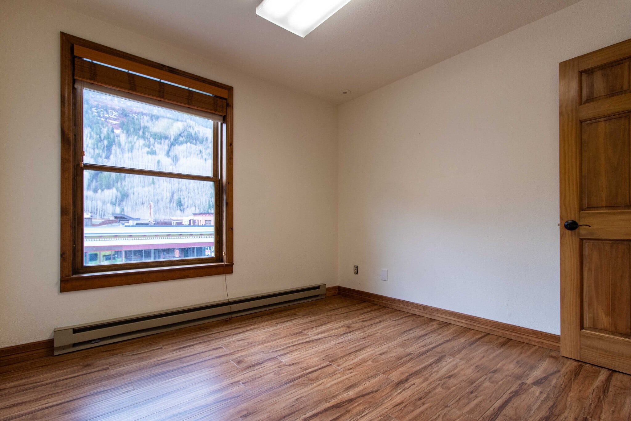 135-137 Colorado Ave, Telluride, CO for lease Interior Photo- Image 1 of 8