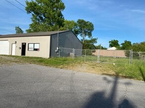 113 Hickory Dr, Shelbyville, TN à louer Photo intérieure- Image 2 de 17