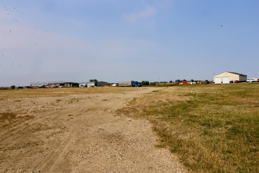 8401 NW 282nd St, Berthold, ND à vendre - Photo du bâtiment - Image 3 de 27